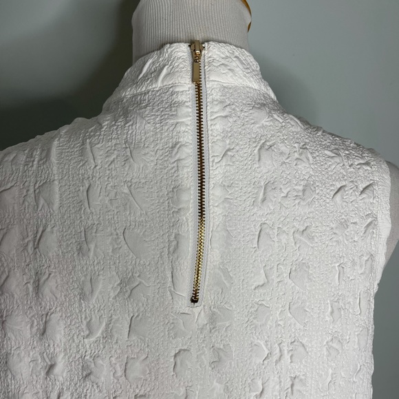 The Limited White Top. Size L - Picture 2 of 15